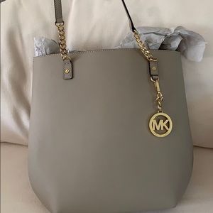 Michael Kors Purse (Brand New)